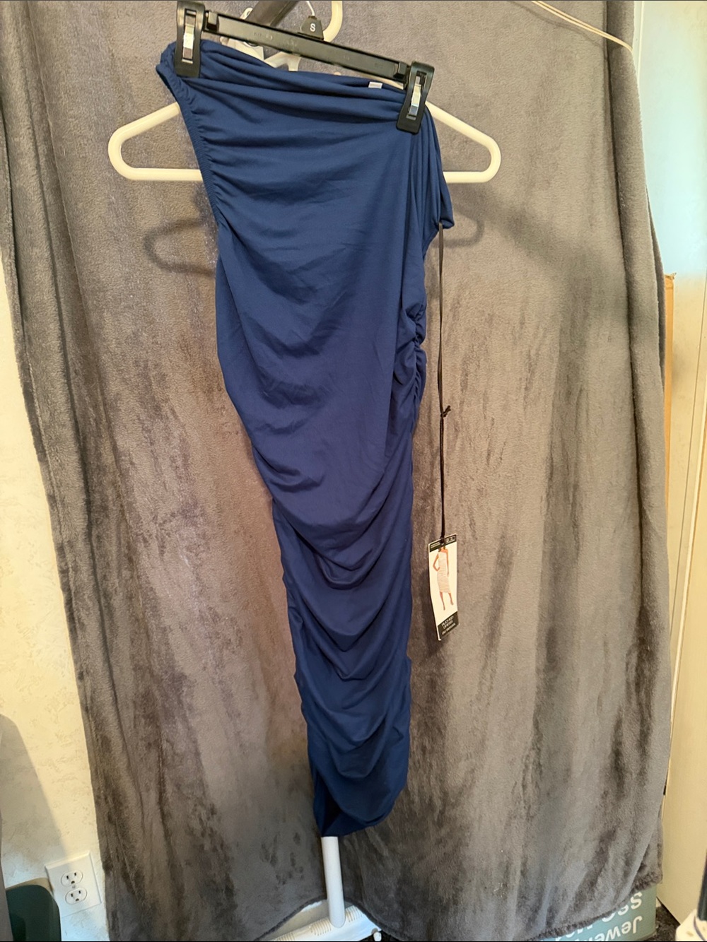 sofia by sofia vergara One-Shoulder Navy Blue Ruched Dress